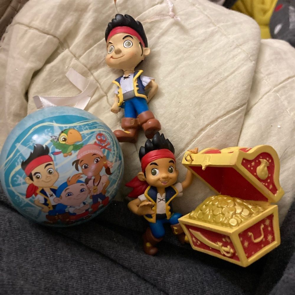 Disney Jake and The Neverland Pirates Christmas Ornaments Bundle